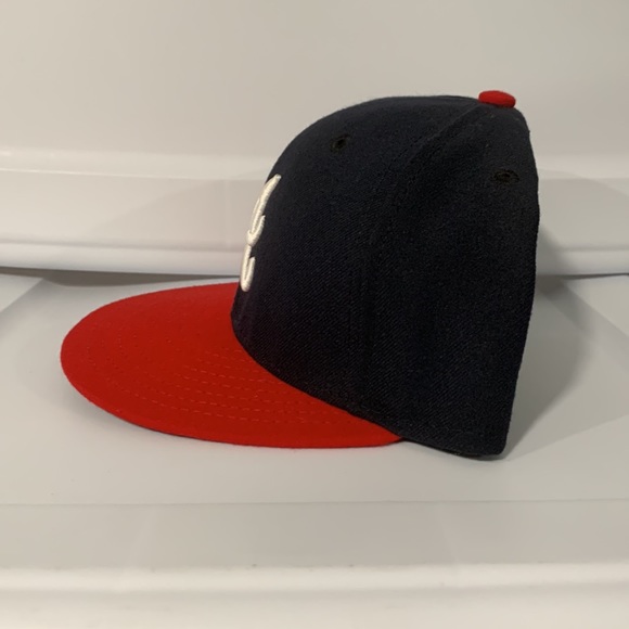 ATL Braves Fitted Hat - Picture 3 of 5